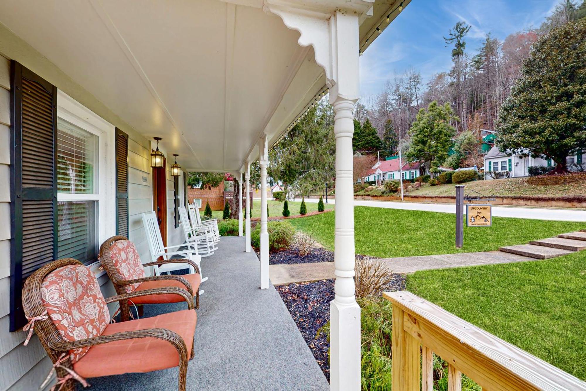 Upcountry Inn Хелън Стая снимка